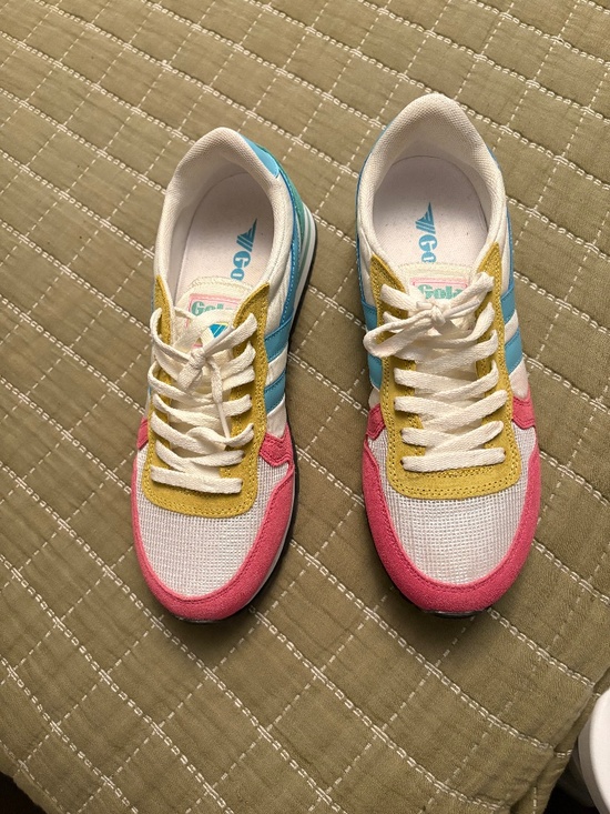 Gola Shoes - Gola Daytona Sneaker- Women Sz 10